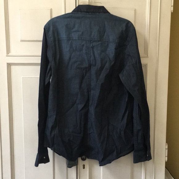 Calvin Klein Denim Shirt Size Medium - Picture 6 of 6